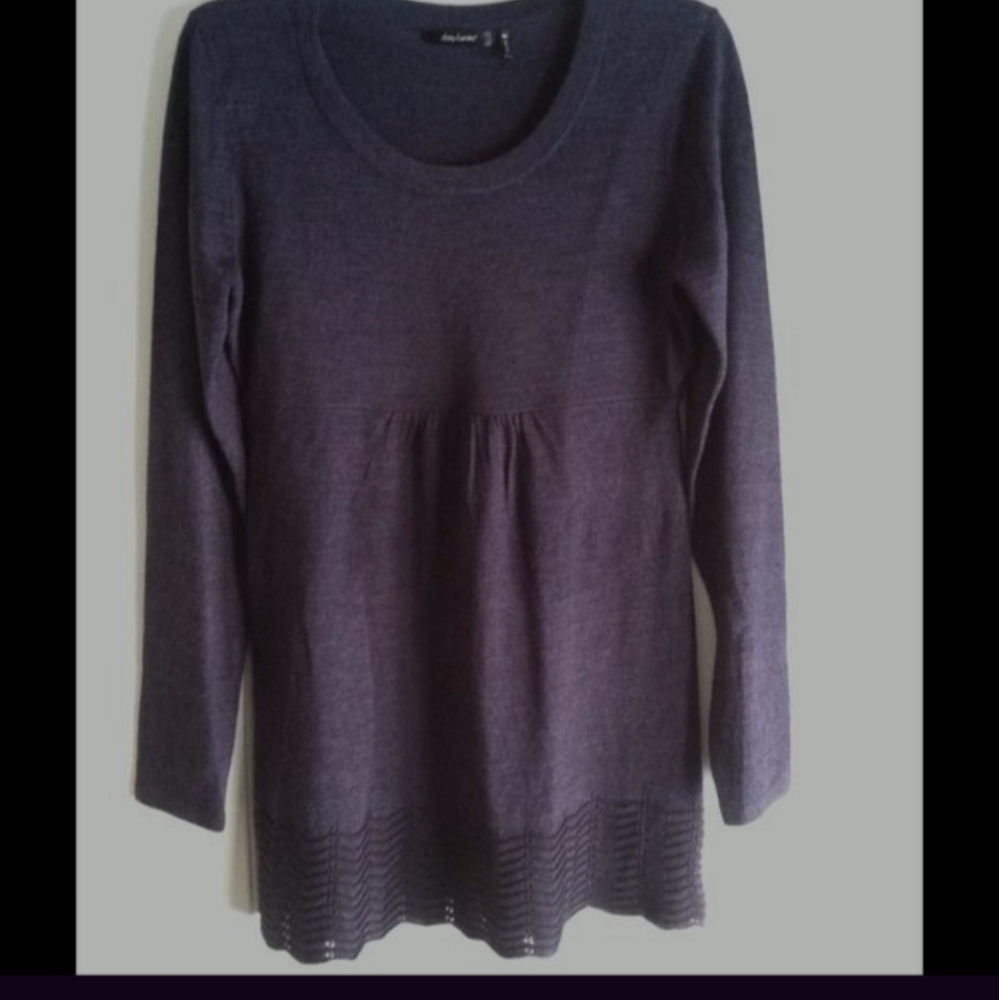 Blue babydoll sweater Blue Daisy Fuentes sweater - babydoll style Daisy Fuentes